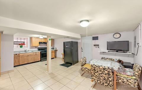 2325 N Mobile Ave, Chicago, IL 60639 photo 15