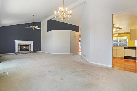 942 Donnelly Pl, Mchenry, IL 60050 photo 6