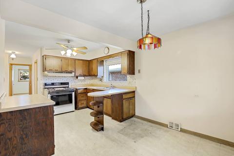 2248 Terry Ln, Broadview, IL 60155 photo 5