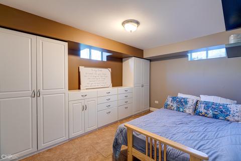 809 Pershing Ave, Wheaton, IL 60189 photo 14
