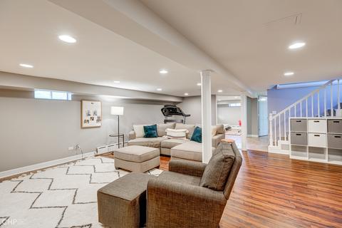 809 Pershing Ave, Wheaton, IL 60189 photo 10