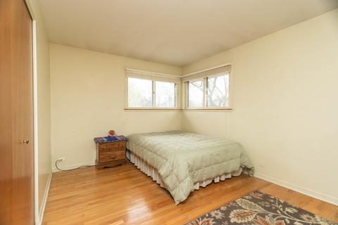 740 S Westgate Rd, Des Plaines, IL 60016 photo 12