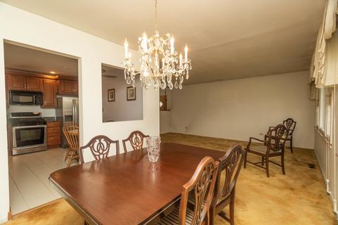 740 S Westgate Rd, Des Plaines, IL 60016 photo 8