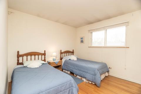740 S Westgate Rd, Des Plaines, IL 60016 photo 17