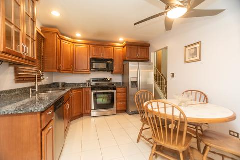 740 S Westgate Rd, Des Plaines, IL 60016 photo 10