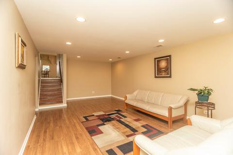 740 S Westgate Rd, Des Plaines, IL 60016 photo 20