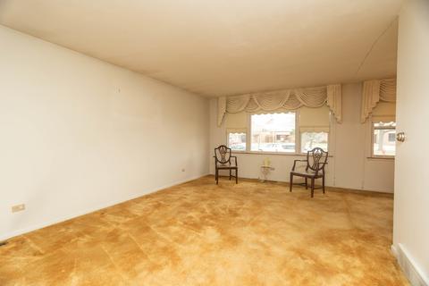 740 S Westgate Rd, Des Plaines, IL 60016 photo 5