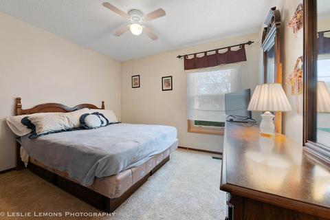 2212 Stirrup Ln, Wheaton, IL 60189 photo 22