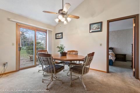 2212 Stirrup Ln, Wheaton, IL 60189 photo 7