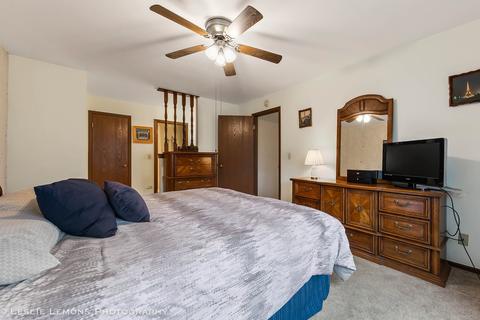 2212 Stirrup Ln, Wheaton, IL 60189 photo 16