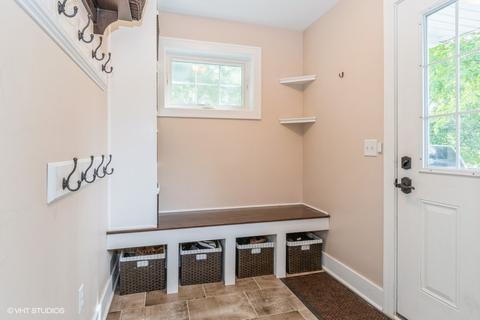 730 E Chicago Ave, Naperville, IL 60540 photo 14