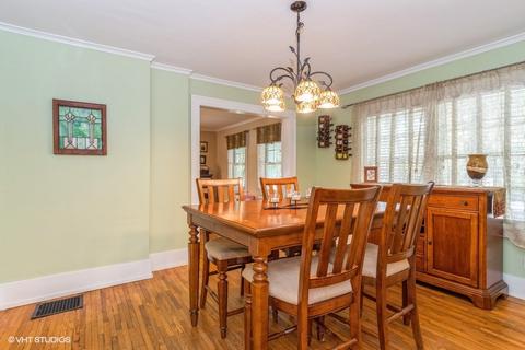 730 E Chicago Ave, Naperville, IL 60540 photo 11
