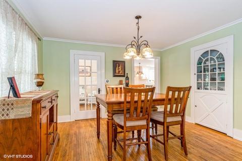 730 E Chicago Ave, Naperville, IL 60540 photo 10
