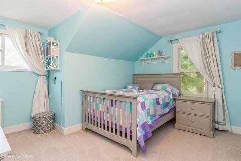 730 E Chicago Ave, Naperville, IL 60540 photo 19