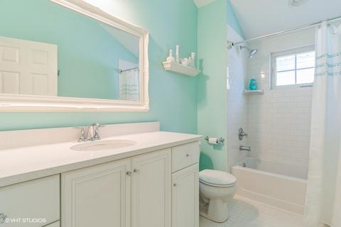 730 E Chicago Ave, Naperville, IL 60540 photo 21