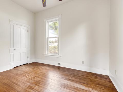 111 E Van Buren St, Marengo, IL 60152 photo 7