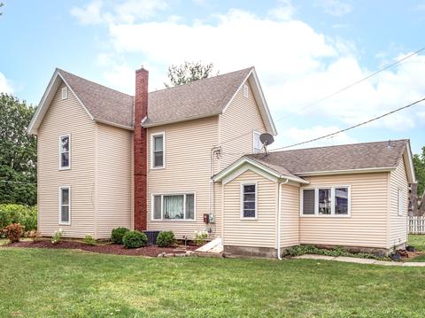111 E Van Buren St, Marengo, IL 60152 photo 13
