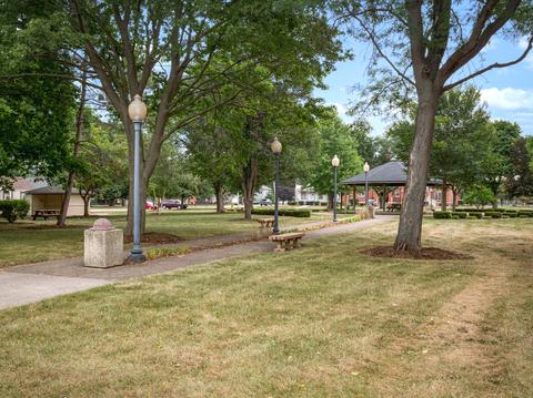 111 E Van Buren St, Marengo, IL 60152 photo 17
