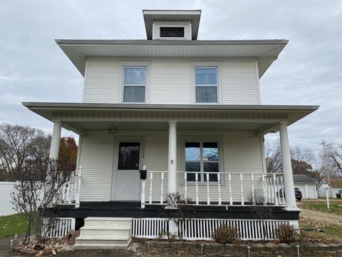 1008 Edward St, Henry, IL 61537 photo 1