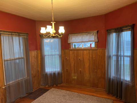 1008 Edward St, Henry, IL 61537 photo 10