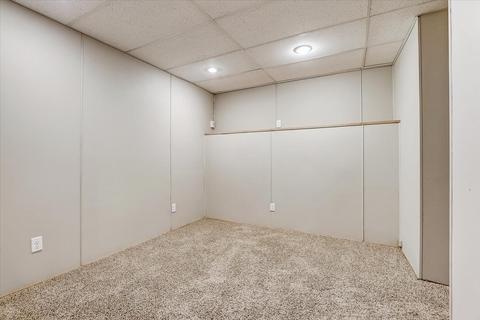406 N Kent Rd, Mchenry, IL 60051 photo 27