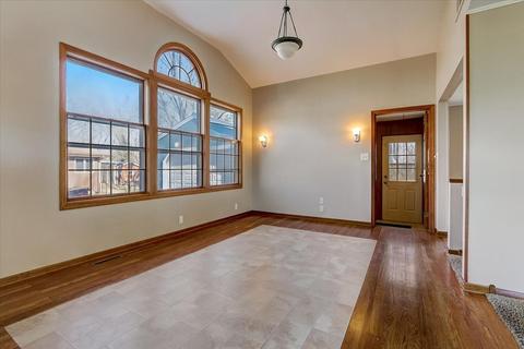 406 N Kent Rd, Mchenry, IL 60051 photo 5