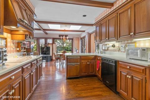 615 Glendale Dr, Glenview, IL 60025 photo 8
