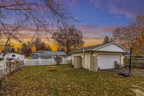 117 E Prairie St, Plano, IL 60545 photo 18