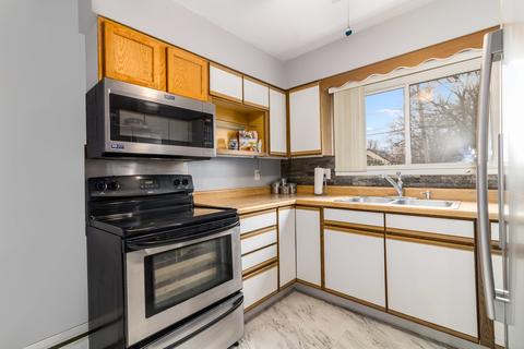 117 E Prairie St, Plano, IL 60545 photo 9