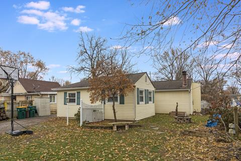 117 E Prairie St, Plano, IL 60545 photo 3
