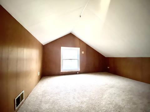 700 Congdon Ave, Elgin, IL 60120 photo 11