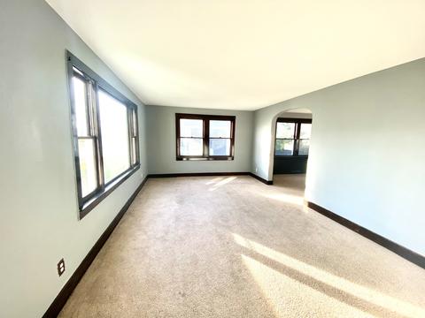 700 Congdon Ave, Elgin, IL 60120 photo 8