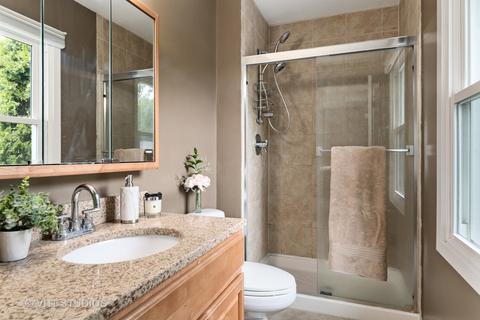 924 Burnham Ct, Glenview, IL 60025 photo 10