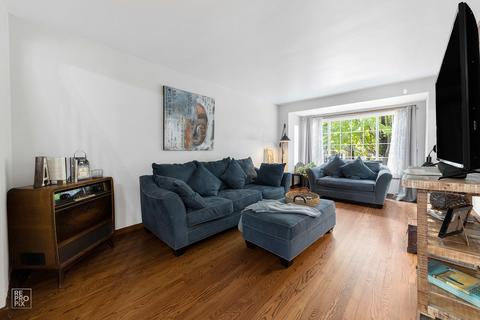 3752 W 68th Pl, Chicago, IL 60629 photo 5