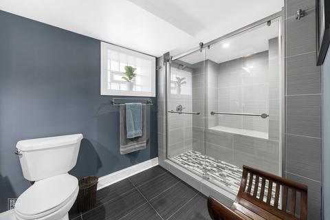 3752 W 68th Pl, Chicago, IL 60629 photo 18