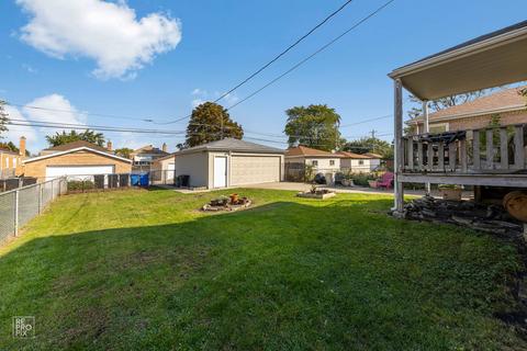 3752 W 68th Pl, Chicago, IL 60629 photo 21