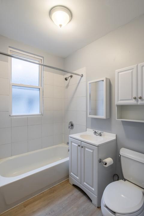 7518 S Champlain Ave, Chicago, IL 60619 photo 16