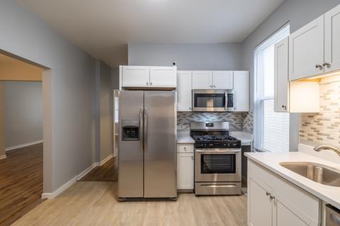 7518 S Champlain Ave, Chicago, IL 60619 photo 4
