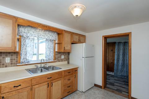 102 E 2nd St, Lockport, IL 60441 photo 7