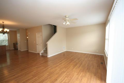 114 Jackson St, Gilberts, IL 60136 photo 4