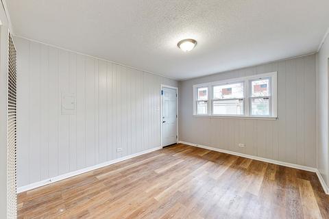 16546 Wolcott Ave, Markham, IL 60428 photo 8