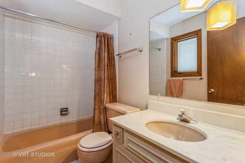 116 W Union Ave, Wheaton, IL 60187 photo 8