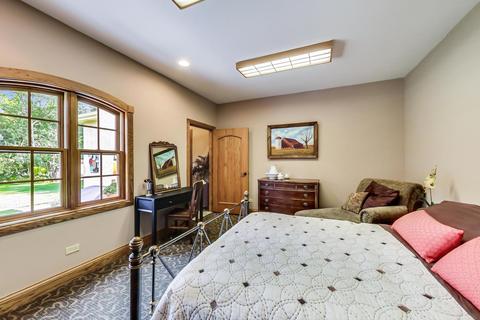 8901 Maple Ave, Burr Ridge, IL 60527 photo 32
