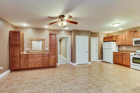 8901 Maple Ave, Burr Ridge, IL 60527 photo 41