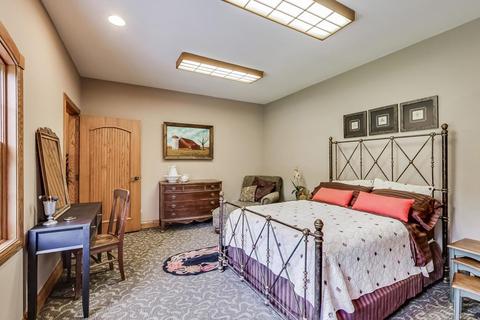 8901 Maple Ave, Burr Ridge, IL 60527 photo 30