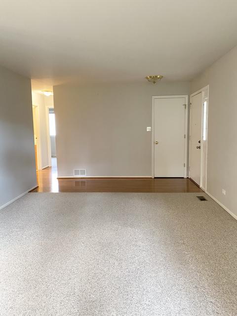 1568 Dundee Dr, Wheaton, IL 60187 photo 6