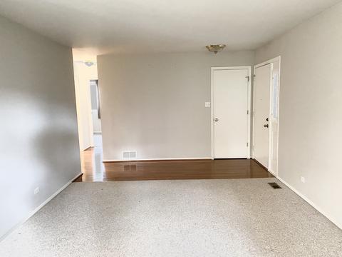 1568 Dundee Dr, Wheaton, IL 60187 photo 5