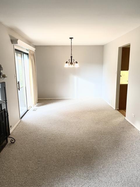 1568 Dundee Dr, Wheaton, IL 60187 photo 7