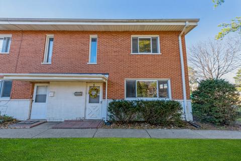 107 Deborah Ln, Wheeling, IL 60090 photo 1