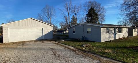 307 N Cleveland St, Downs, IL 61736 photo 3